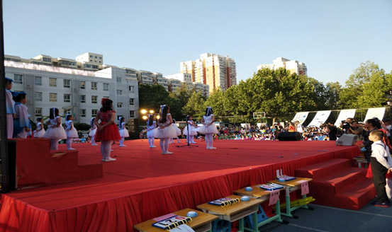 1528443547753422vUfK.png blob.png